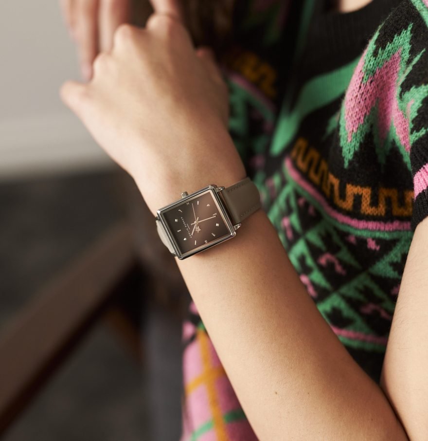 Free Spirit Grey Leather
