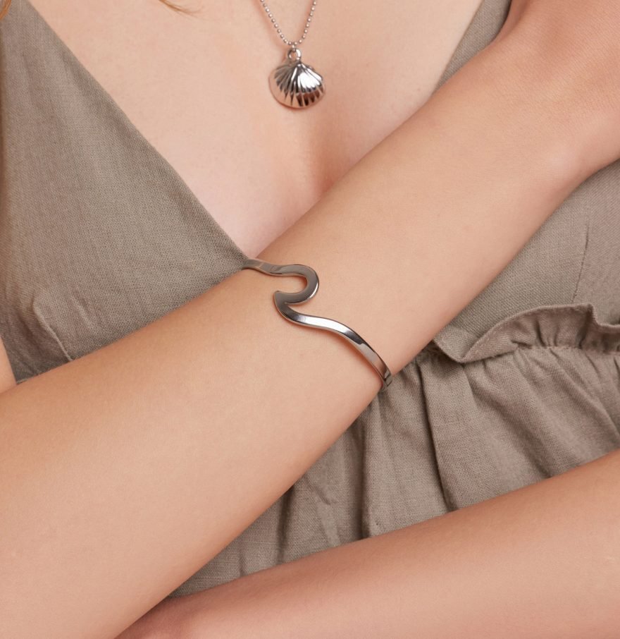 Wavelle in Silver