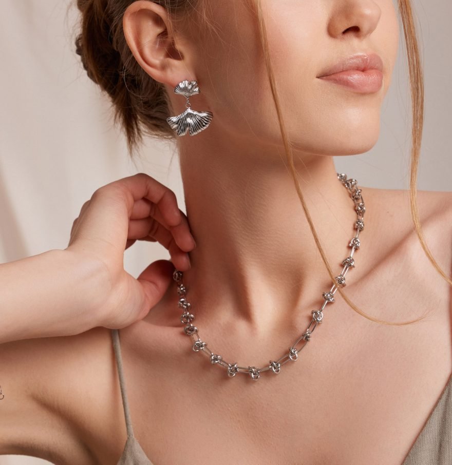 Mareva in Silver