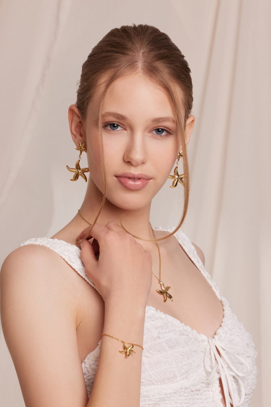 Marela in Gold - Image 3