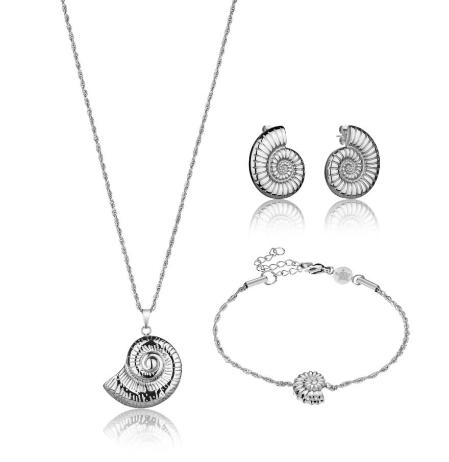 Cael  Set in Silver